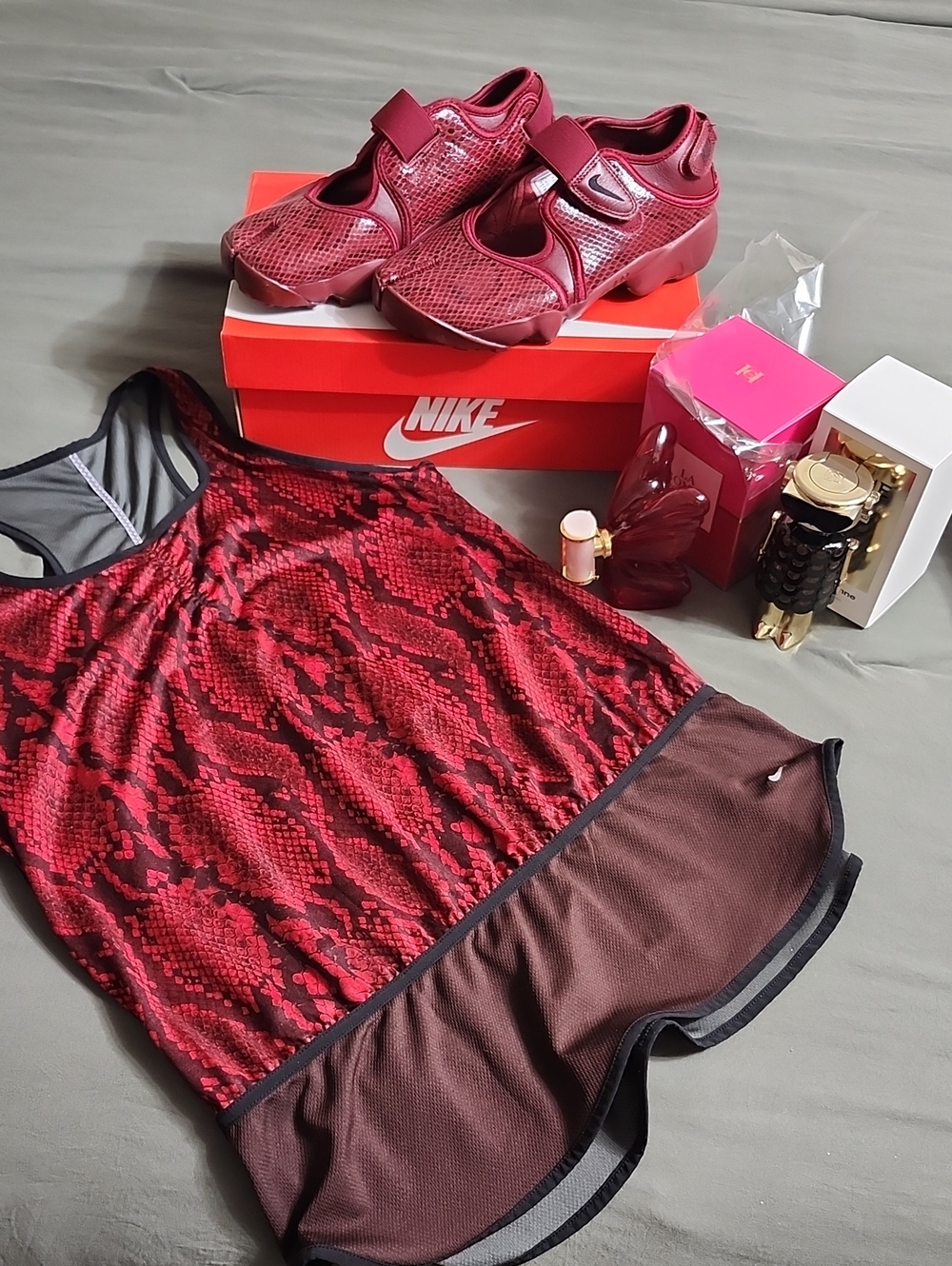 Nike Women's Burgundy Red Slip-On Athletic Shoes with Red Snake-Print Tank Top